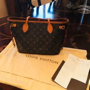 Authentic Louie Vuitton Neverfull PM bag